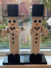 Load image into Gallery viewer, Snowman (wooden)